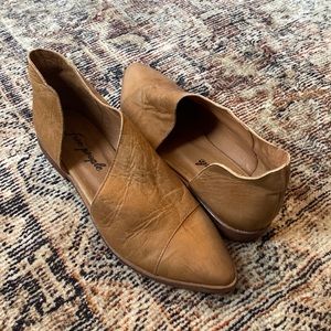 Brown leather Free People Royale flat